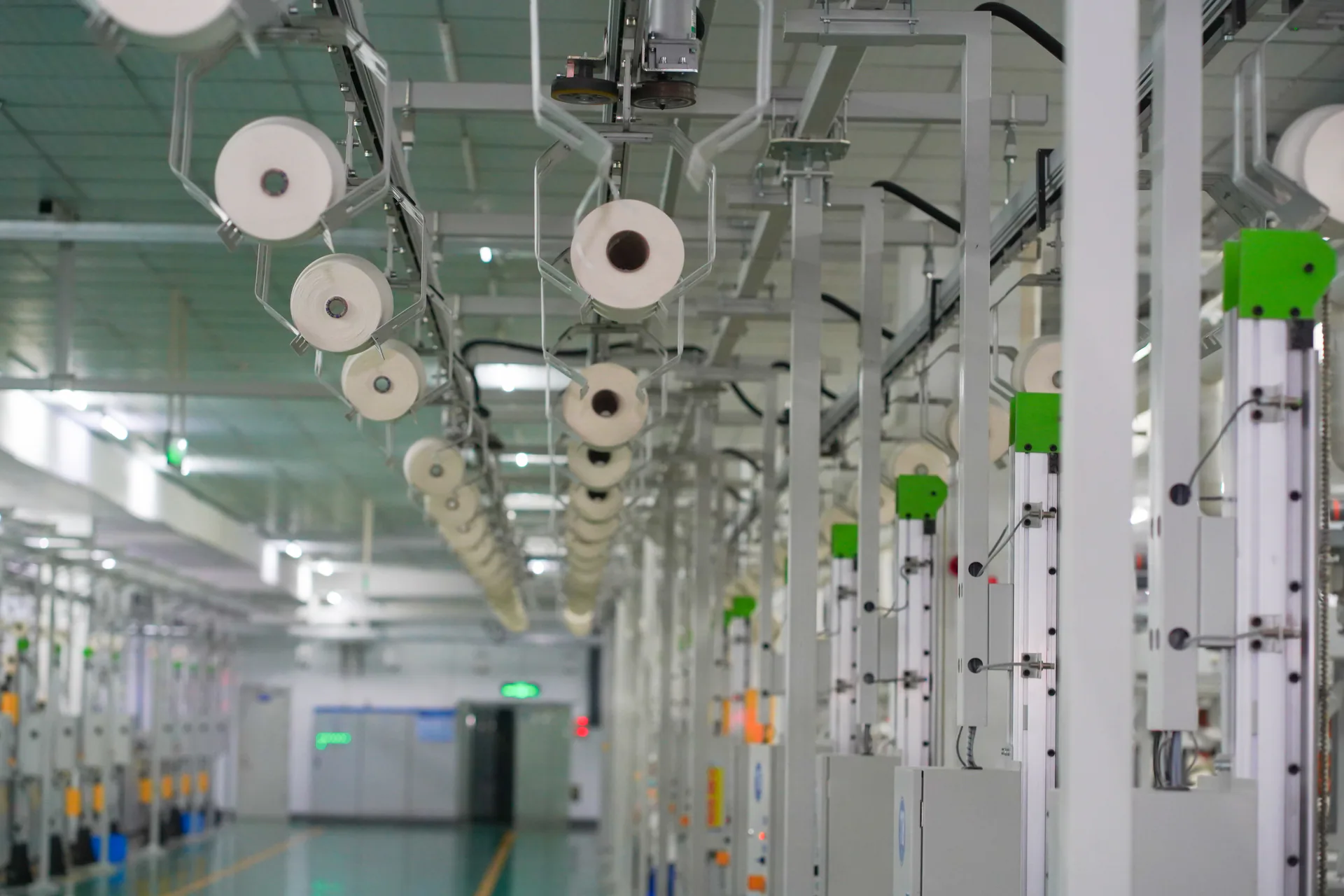 Wuhan Jinteng garment workshop and production process, archive view 15